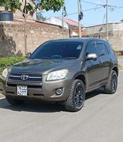 Toyota RAV4 2012 Gray for sale