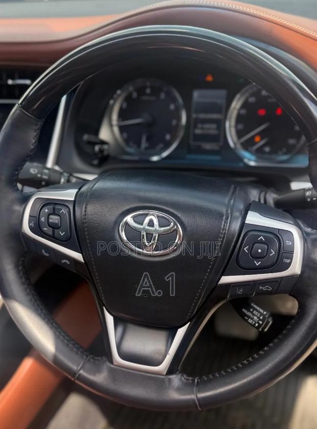 Toyota Harrier 2019 Black