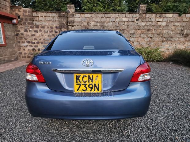 Toyota Belta 2010 Blue