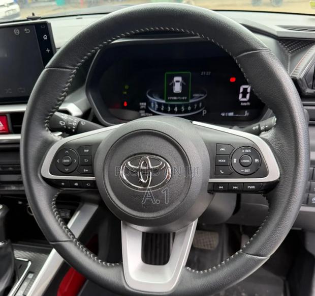 Toyota Raize 2019 Silver