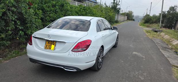 Mercedes-Benz C180 2014 White