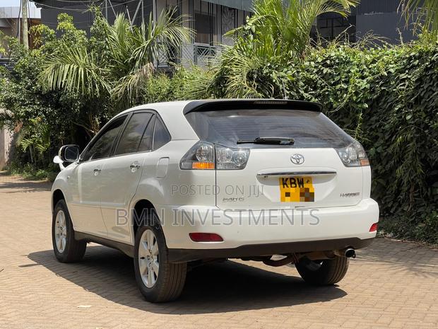 Toyota Harrier 2.4 2007 White