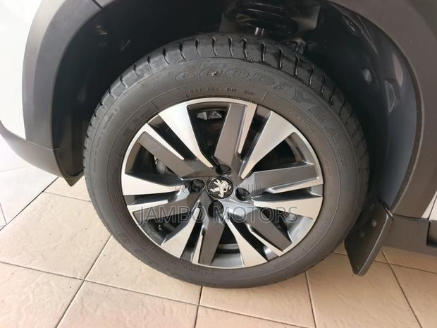 Peugeot 2008 1.2 PureTech (155 Hp) 2019 White