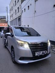 Toyota Noah 2018 Silver for sale