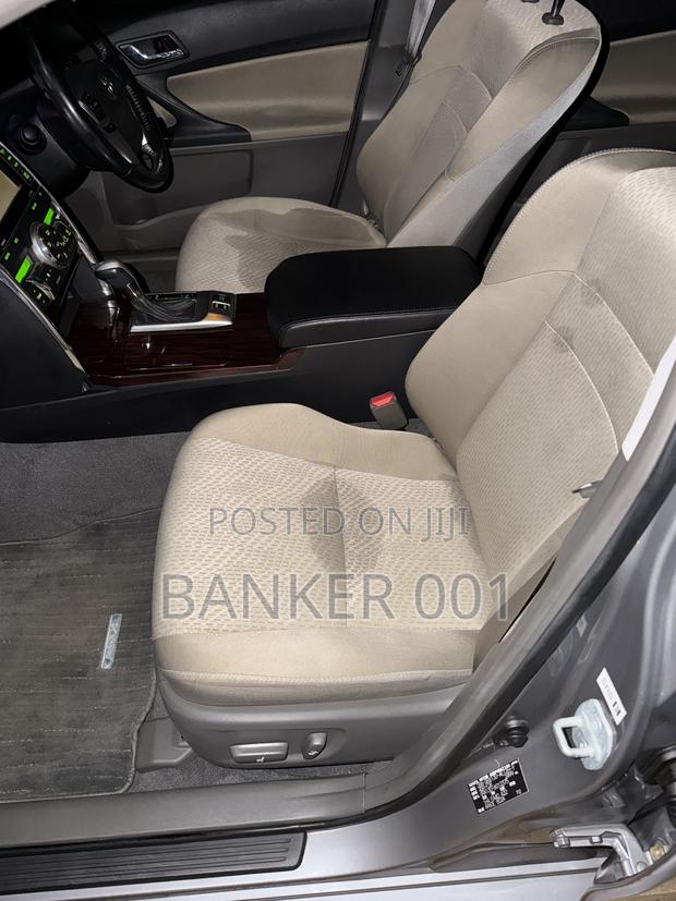 Toyota Mark X 2010 Gray