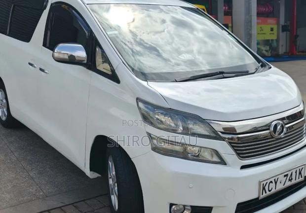 Toyota Alphard 2012 White