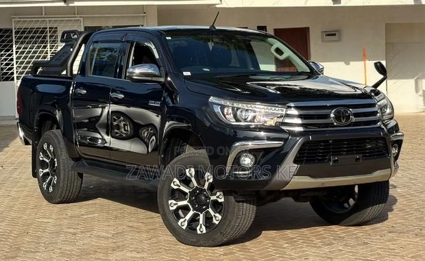 Toyota Hilux 2019 Black