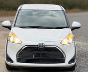 Toyota Sienta 2019 White for sale