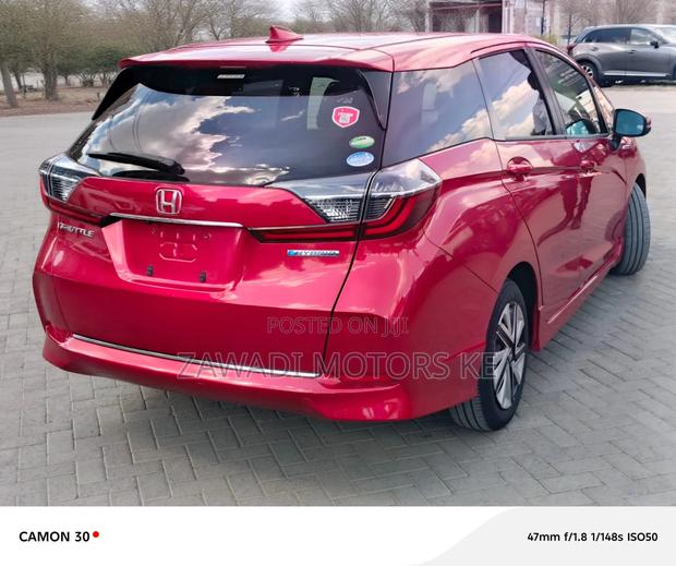 Honda Fit Shuttle 2019 Red