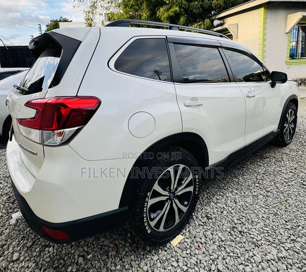 Subaru Forester 2.5i Premium AWD 2018 White