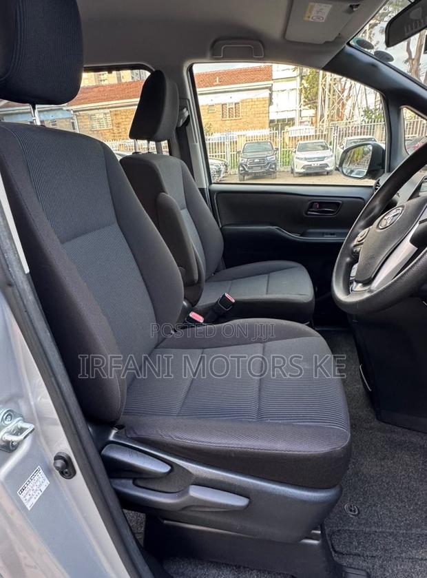 Toyota Noah 2.0 FWD (8 Seater) 2020 Silver