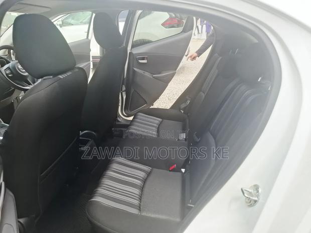 Mazda 2 2020 White