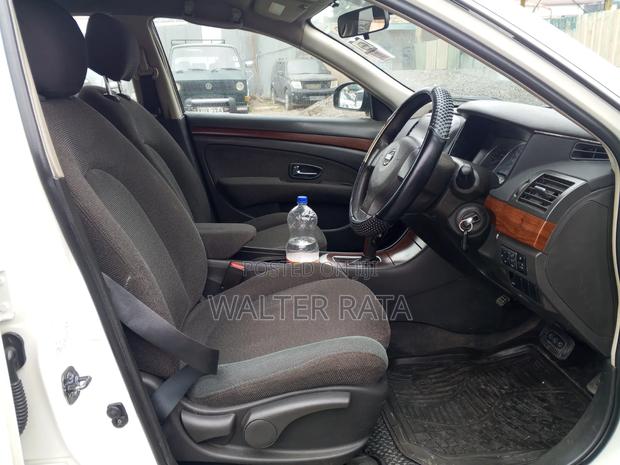 Nissan Bluebird 2008 White