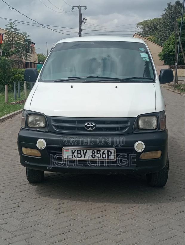 Toyota TownAce 2006 White