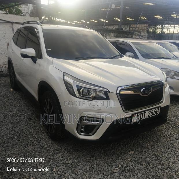 Subaru Forester 2018 White