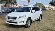 Toyota Vanguard 2014 White for sale
