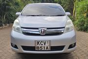 Toyota ISIS 2012 Silver for sale