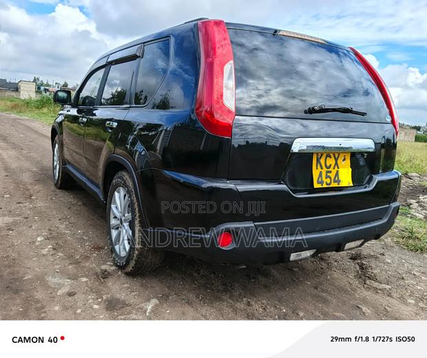 Nissan X-Trail 2012 Black