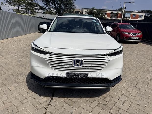 Honda Vezel 1.5 Hybrid 2WD 2021 White