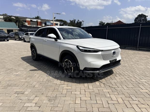 Honda Vezel 1.5 Hybrid 2WD 2021 White