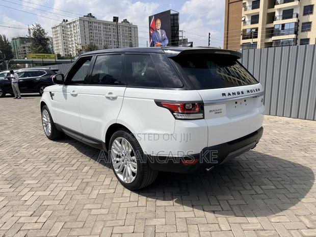 Land Rover Range Rover Sport SE Td6 4x4 (3.0L 6cyl 8A) 2017 White