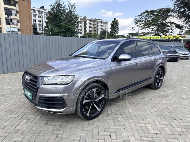 Audi Q7 3.0T Premium AWD quattro 2017 Gray