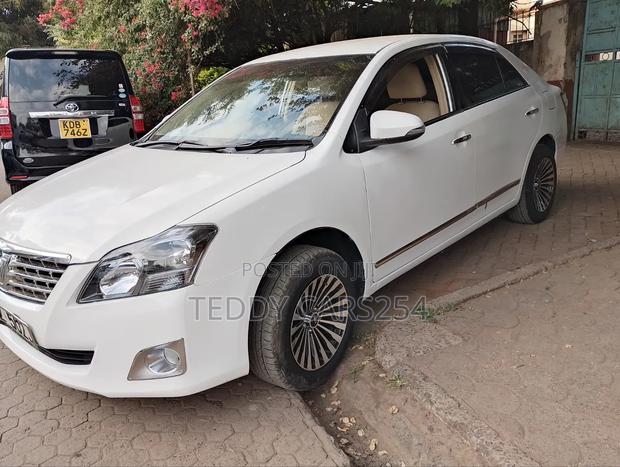 Toyota Premio 2013 White