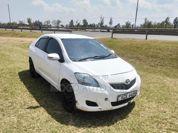 Toyota Belta 2009 White