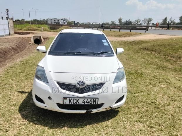 Toyota Belta 2009 White