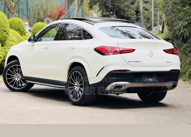 Mercedes-Benz GLE-Class GLE 400d 4MATIC 2020 White
