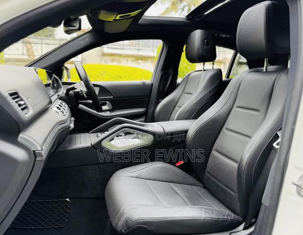 Mercedes-Benz GLE-Class GLE 400d 4MATIC 2020 White