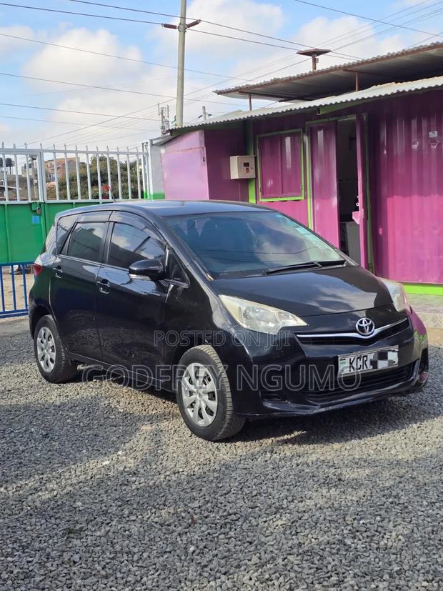 Toyota Ractis 2012 Maroon