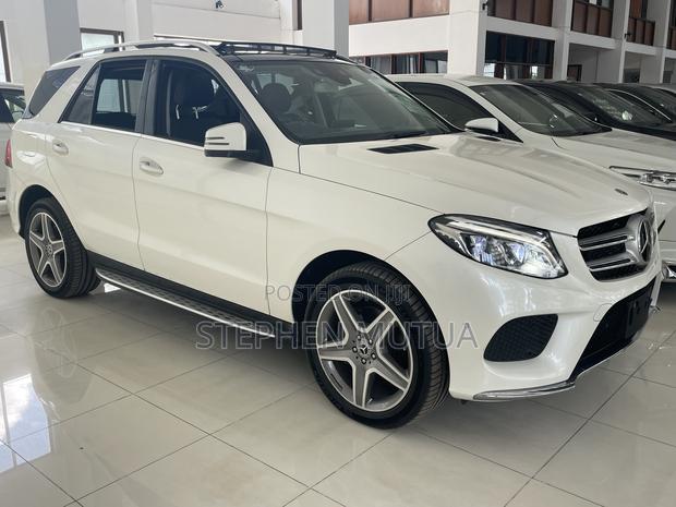 Mercedes-Benz GLE-Class GLE 350d 4MATIC 2019 White