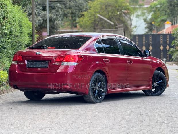 Subaru Legacy 2014 Red