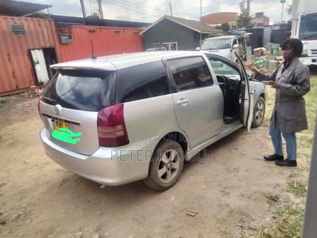 Toyota Wish 2004 Gray