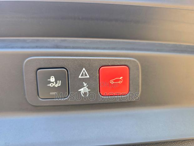 Peugeot 5008 2.0 BlueHDi 180 GT 2018 Gray