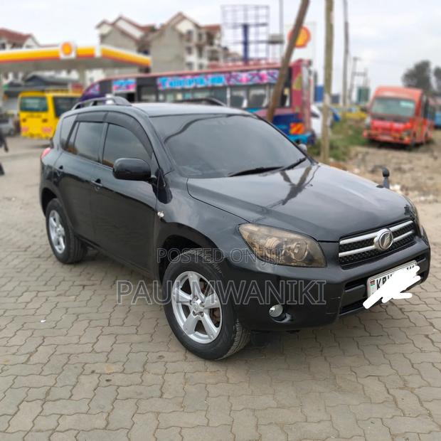 Toyota RAV4 LE FWD (2.5L 4cyl 6A) 2013 Black