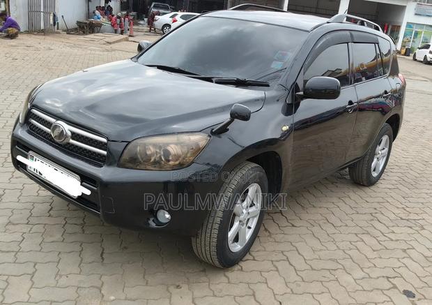 Toyota RAV4 LE FWD (2.5L 4cyl 6A) 2013 Black