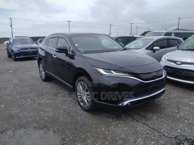 Toyota Harrier 2021