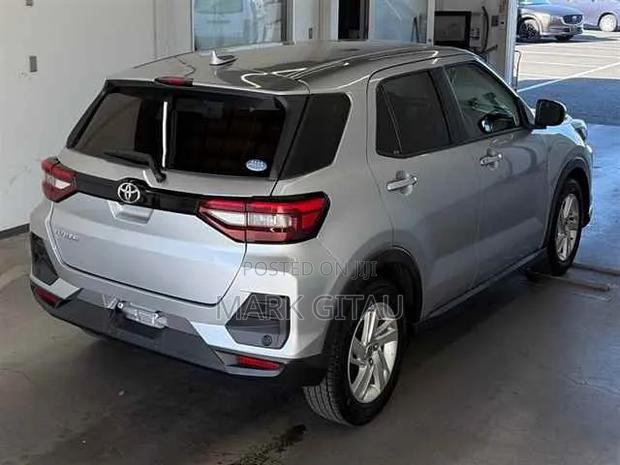 Toyota Raize 2019 Silver