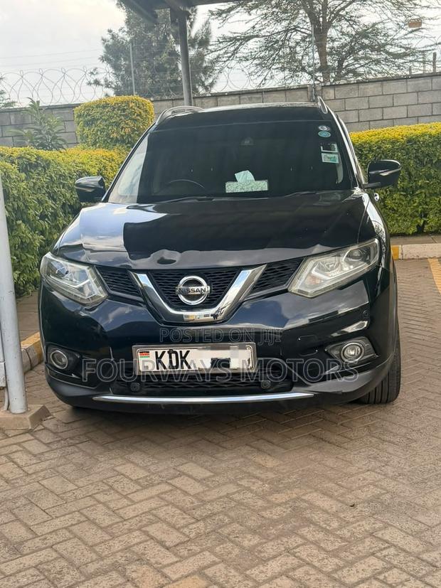 Nissan X-Trail 2015 Black