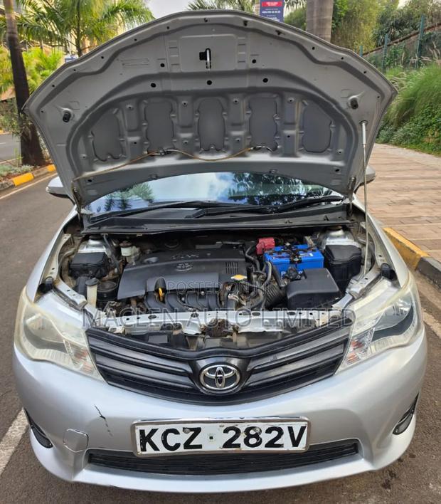 Toyota Corolla Fielder 2015 Silver