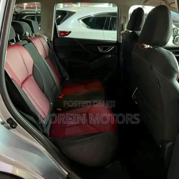 Subaru Forester 2018 Orange