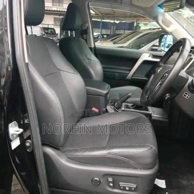 Toyota Land Cruiser 2018 Black