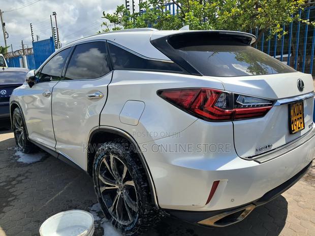 Lexus RX 2018 White