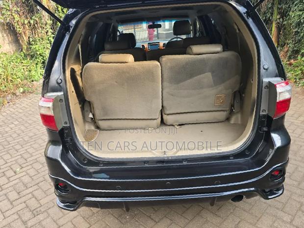Toyota Fortuner 2010 Black