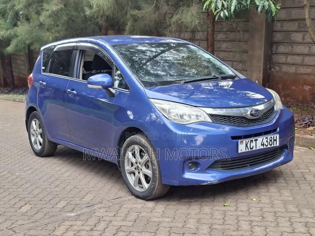 Toyota Ractis 2011 Blue