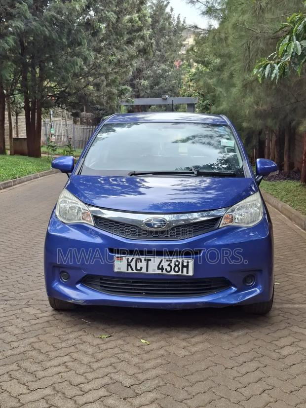 Toyota Ractis 2011 Blue