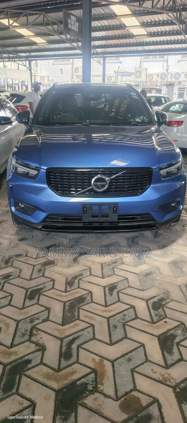 Volvo XC40 2020 Blue