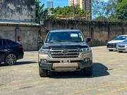Toyota Land Cruiser 4.6 V8 ZX 2019 Gold for sale